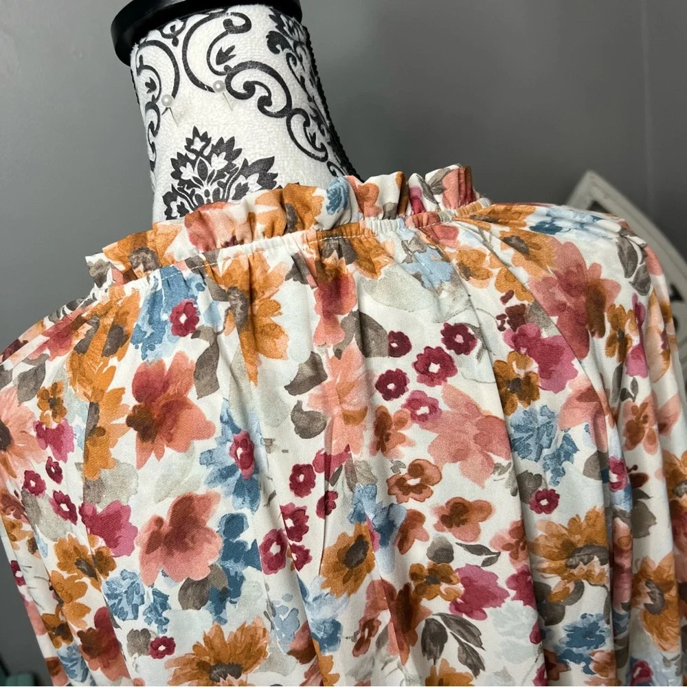 Boutique Boho Floral Mock Neck Bell Sleeve Blouse Size XL - Picture 9 of 11